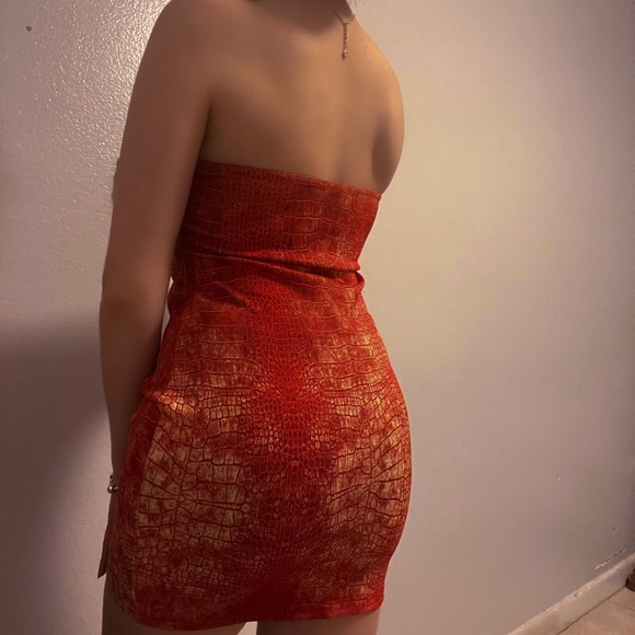 RED SNAKE PRINT DRESS UK SIZE 10 US 6 - Picture 2 of 2